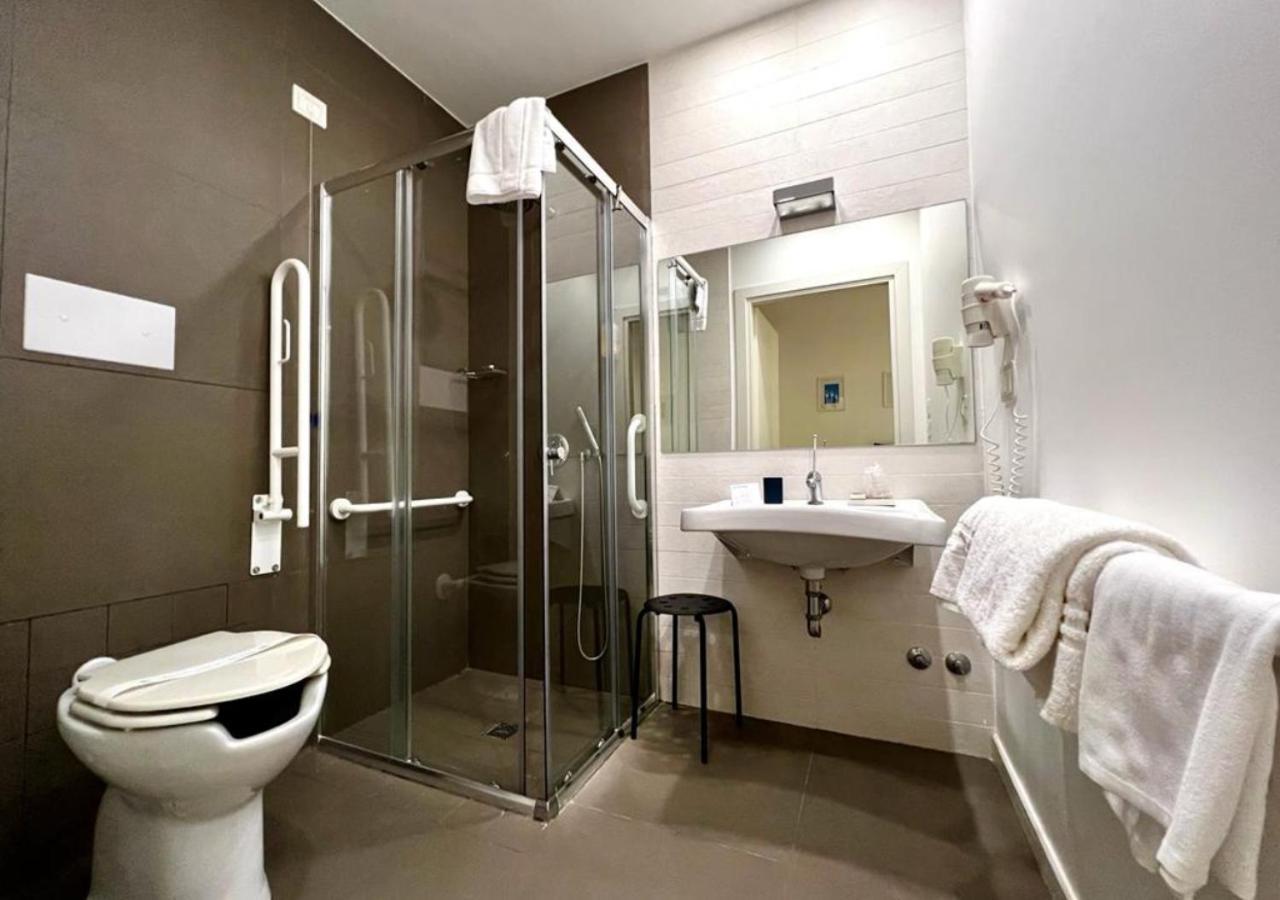 Copacabana Hotel Design มาร์เกริตา ดิ ซาวอยา ห้อง รูปภาพ