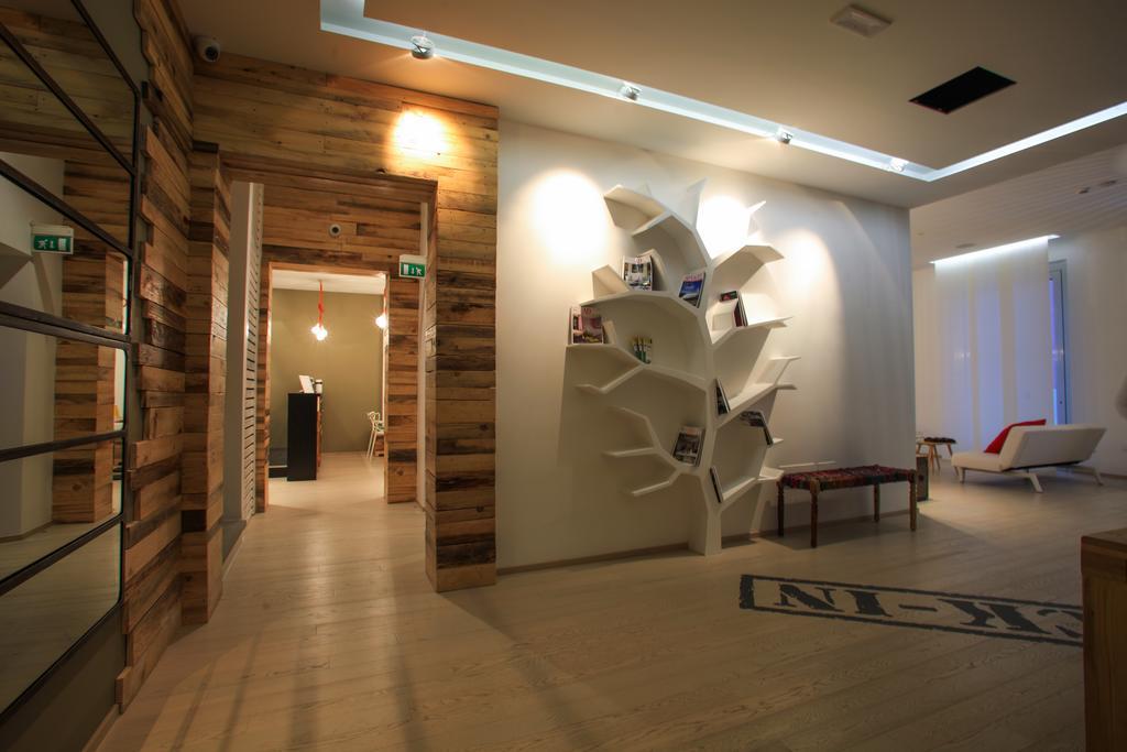 Copacabana Hotel Design มาร์เกริตา ดิ ซาวอยา ภายนอก รูปภาพ